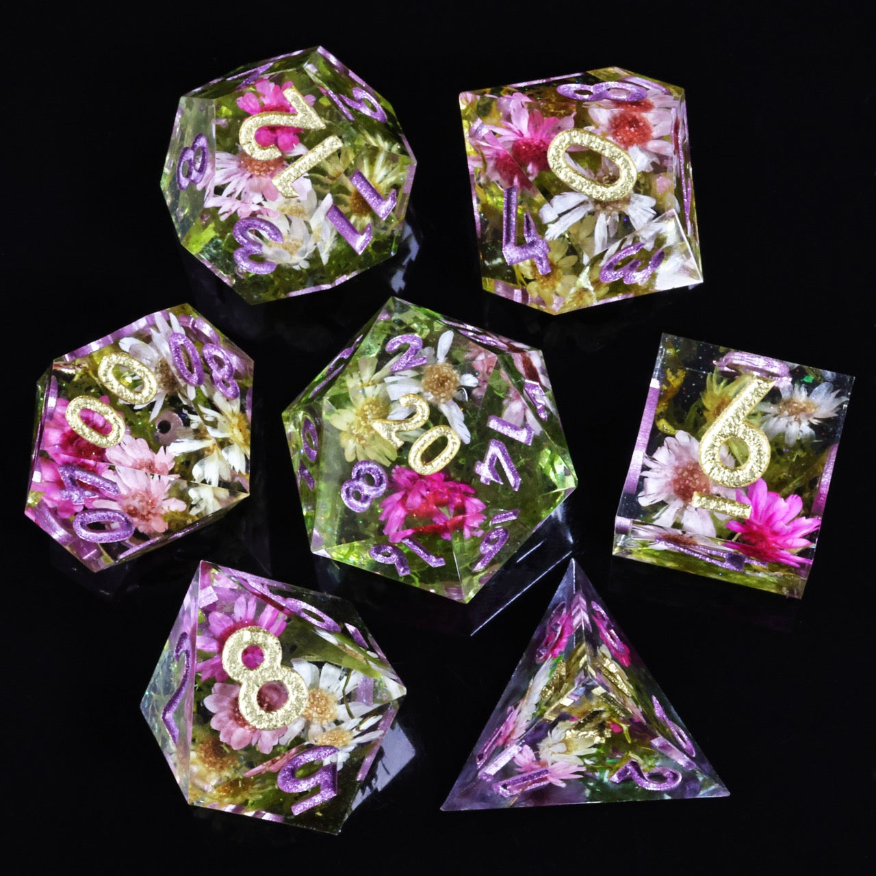 Sharp Edge Dice Infinite Bloom