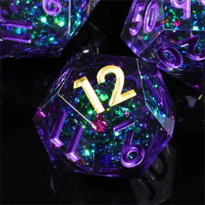 Sharp Edge Dice Liquid Core Amethyst