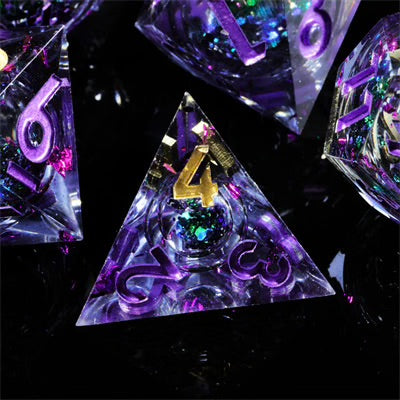 Sharp Edge Dice Liquid Core Amethyst